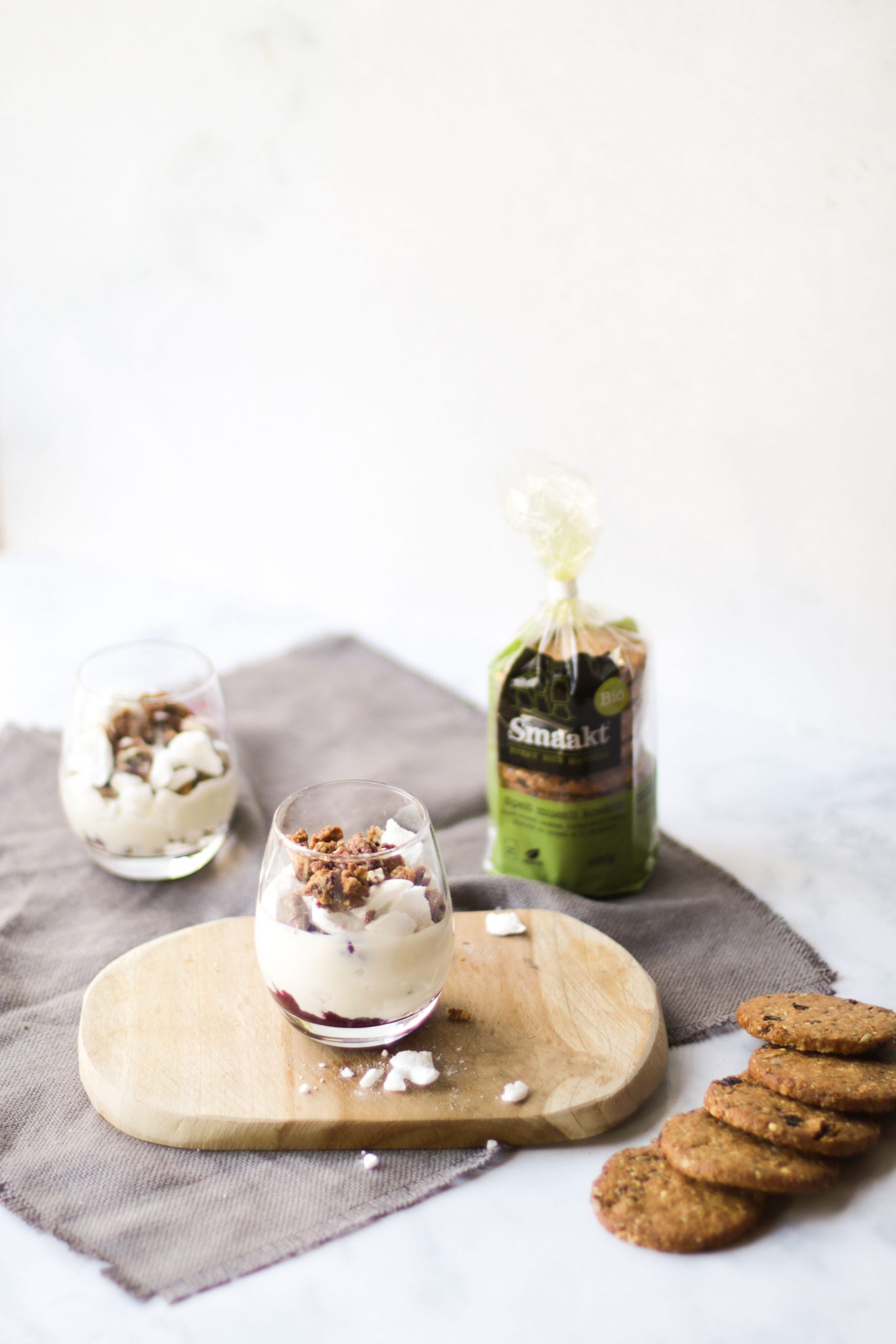 Eton Mess spelt mueslikoeken